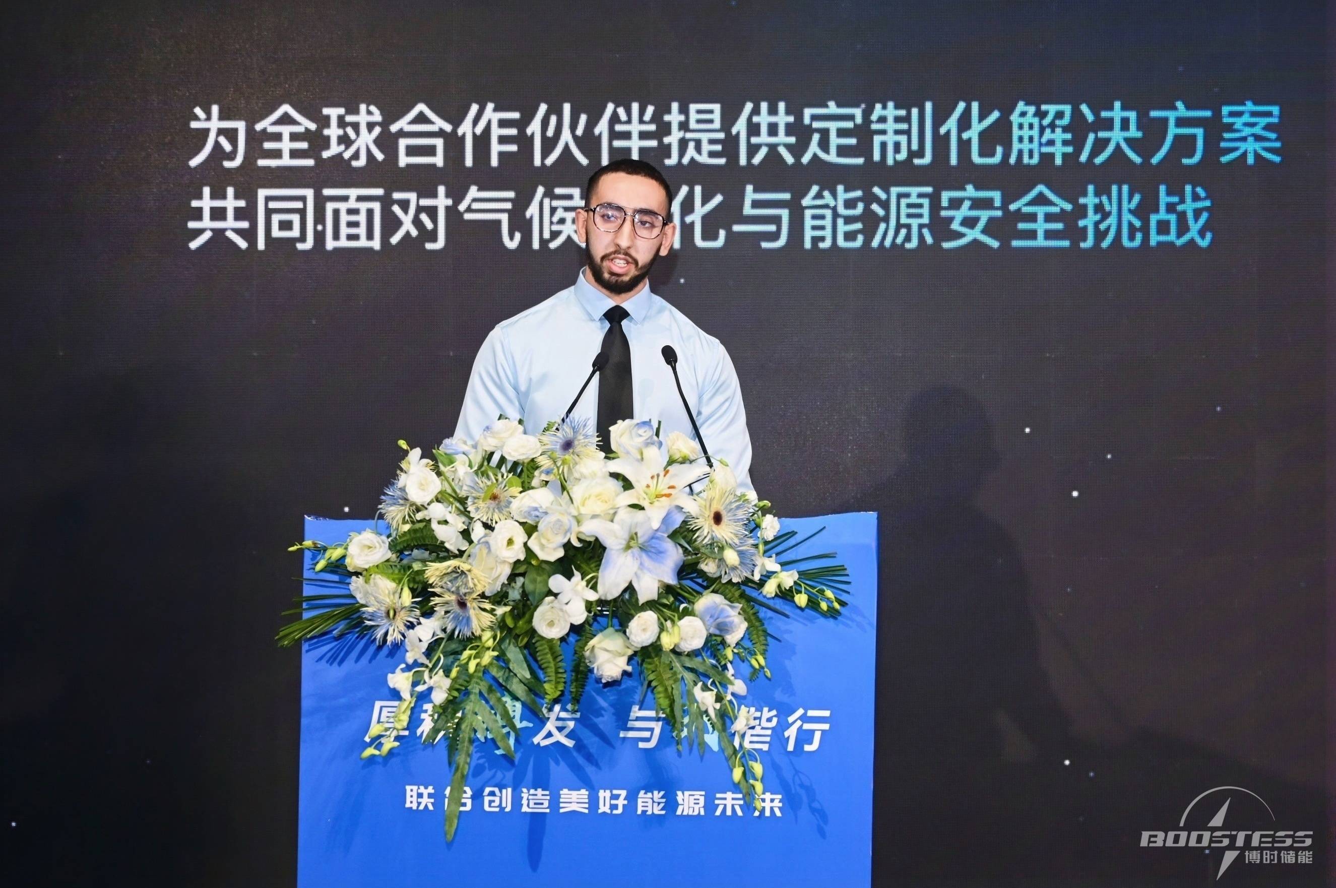 主帅赛后召开发布会，透露未来计划