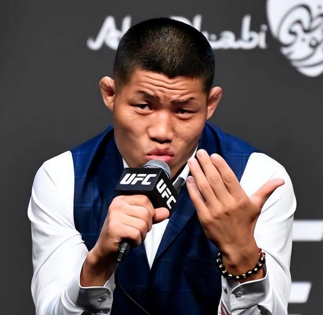 开云体育官方网站-关于100T翻盘GEN，369操刀奇招英雄翻盘顶尖较量八强赛，留下经典瞬间的信息