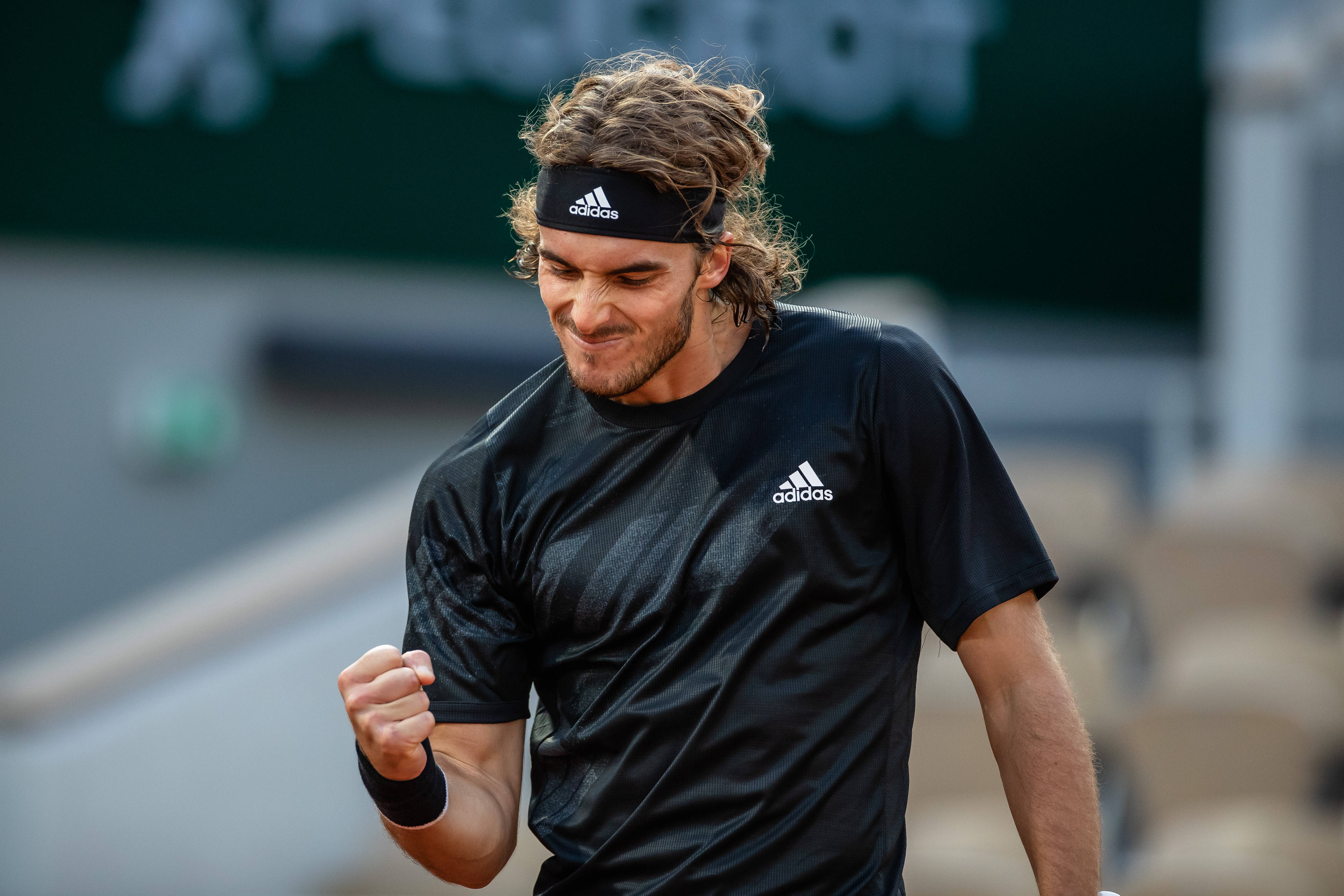 法国网球队横扫欧洲网球队，西西帕斯打破历史纪录的简单介绍