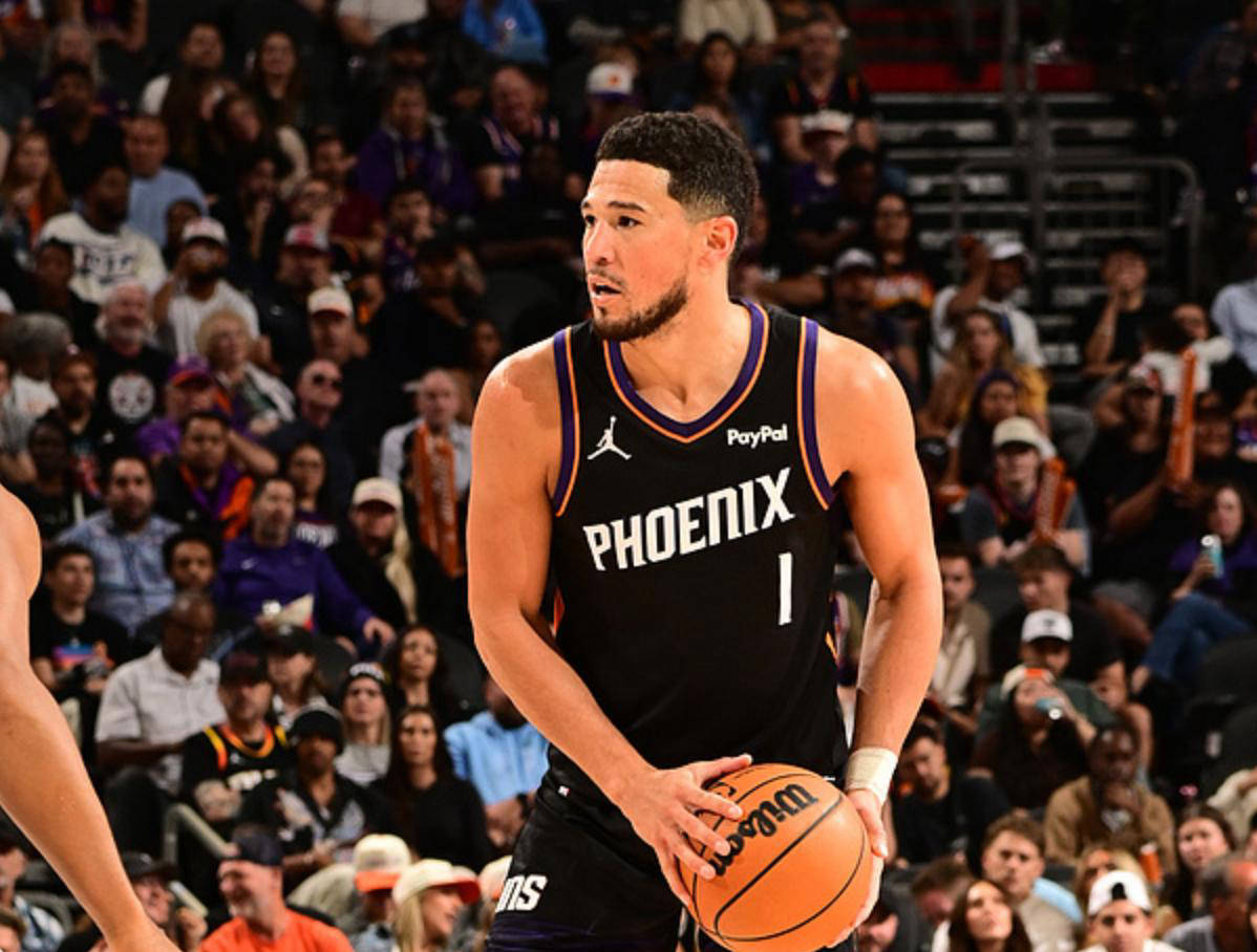 雷霆翻盘波兰男篮，布克关键制胜