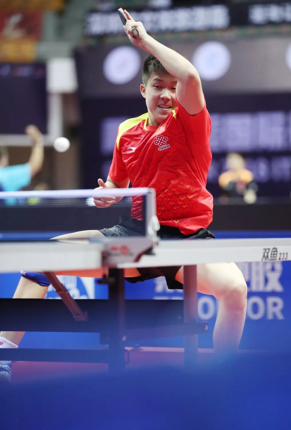 瑞典队鏖战日本队，张继科扛起全队